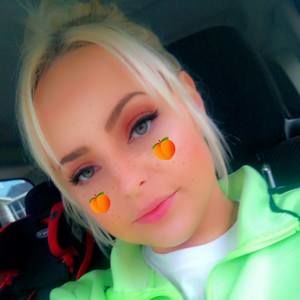 Meet your Posher, Nikki